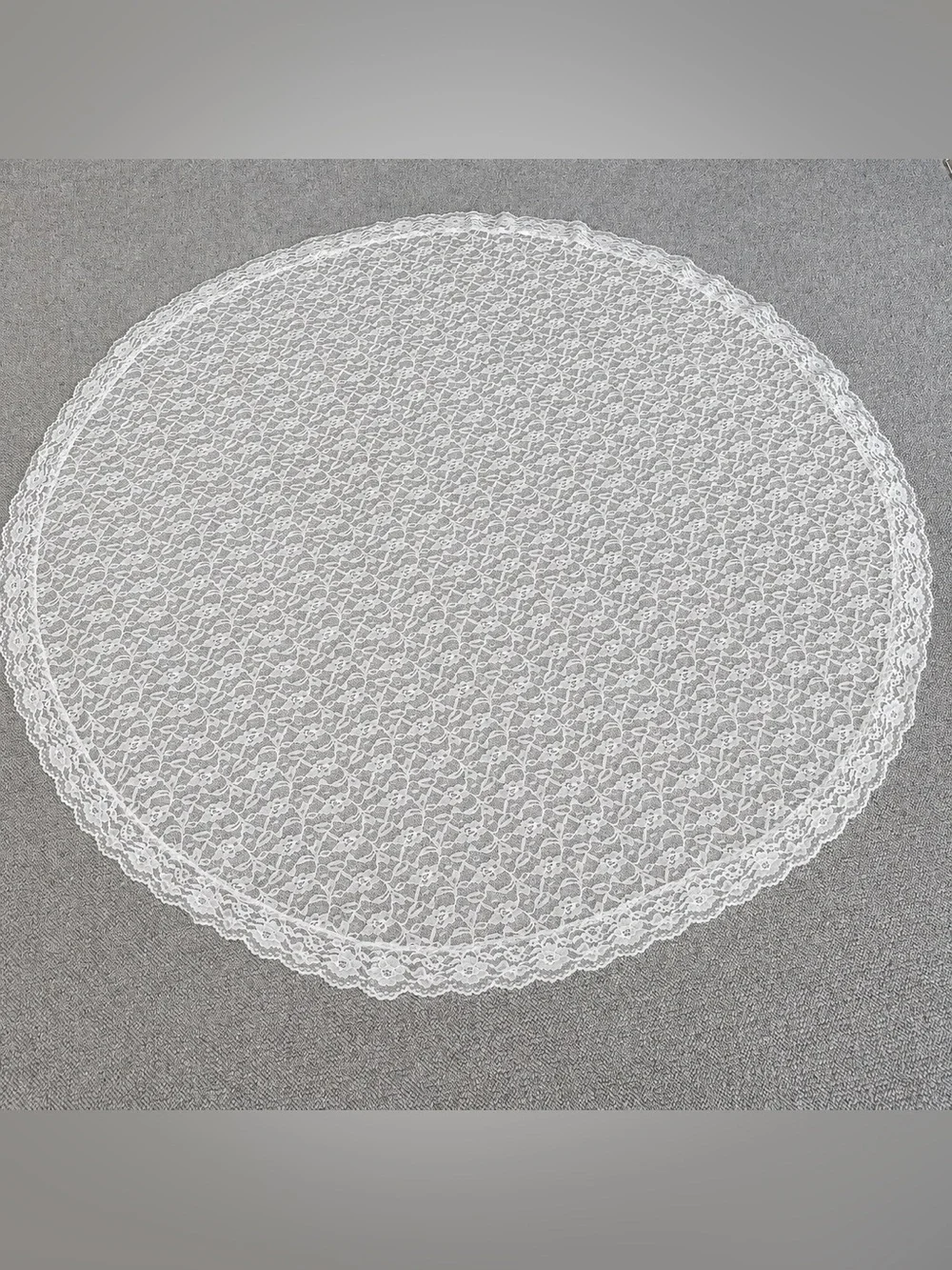 Vintage Ivory Floral Lace Round Tablecloth 60” Scalloped Edge Cottage Wedding